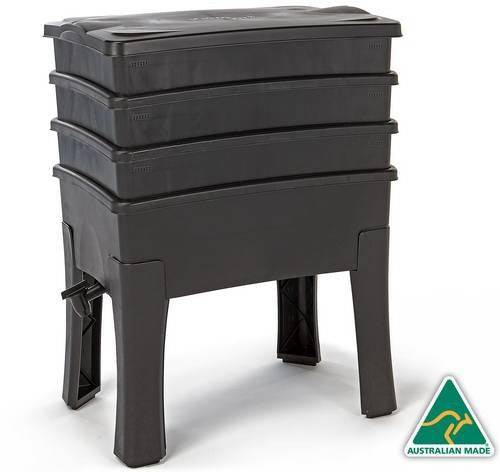 Worm Cafe Worm Farm Compost Kit - Image 3