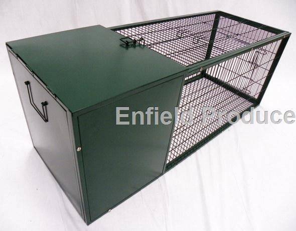 Metal Rabbit Hutch 1.2m (Dark Green) - Image 4